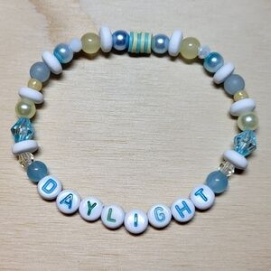 Daylight- Taylor Swift Friendship Bracelet, Size 7"